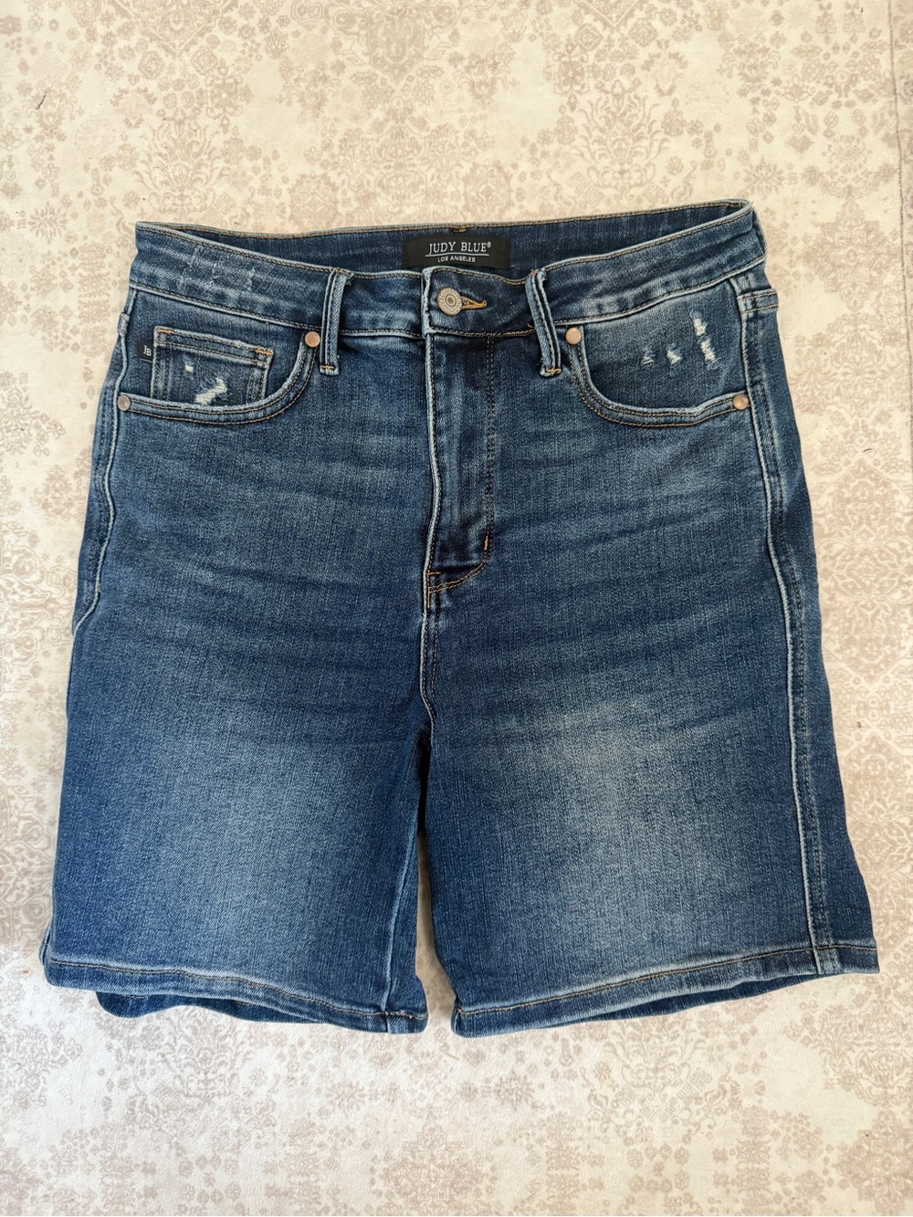 NWOT Judy Blue Medium Indigo Denim Bermuda Shorts